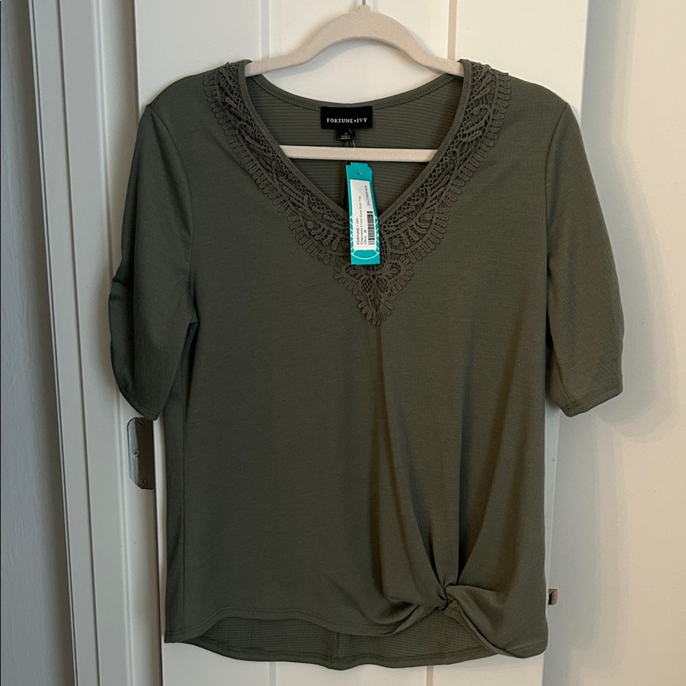 Fortune+Ivy Olive V-Neck Crochet Tee Stitch Fix Size Medium New!